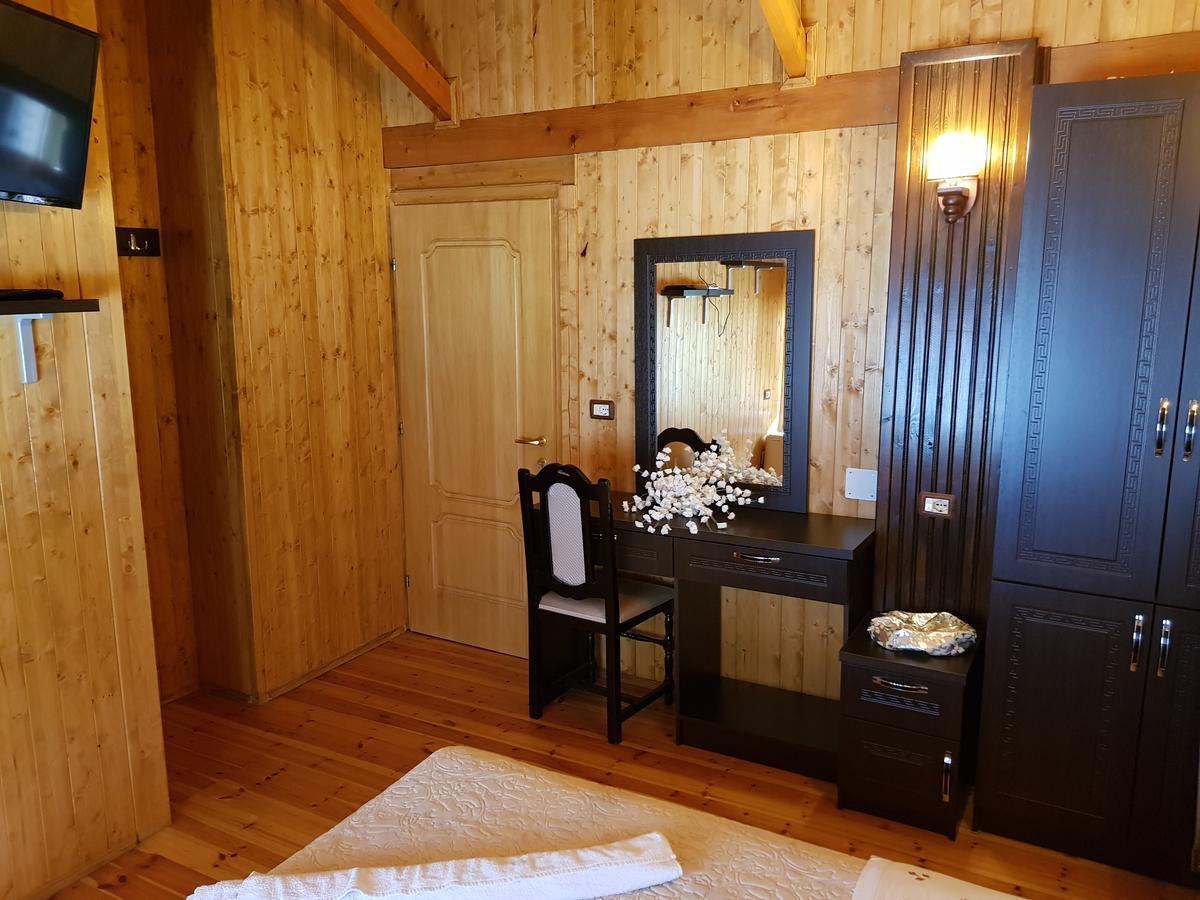 Hotel Vataksi Shkodër Esterno foto