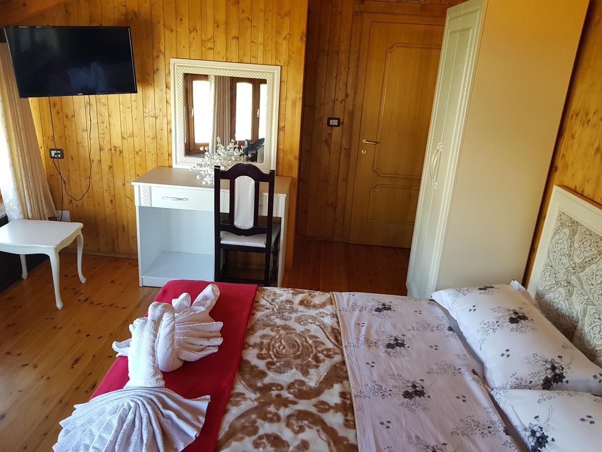 Hotel Vataksi Shkodër Esterno foto