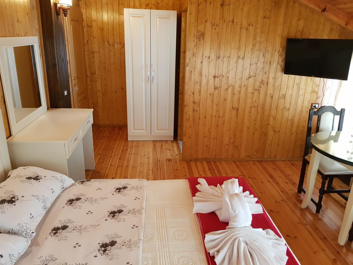 Hotel Vataksi Shkodër Esterno foto
